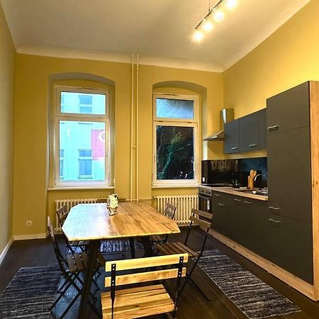 Schoenes Grosses Apartment Im Zentrum Berlins エクステリア 写真