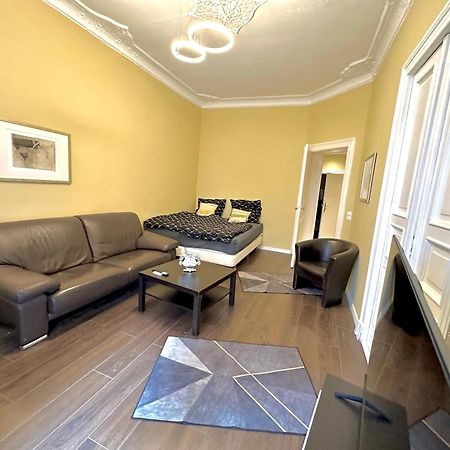 Schoenes Grosses Apartment Im Zentrum Berlins エクステリア 写真