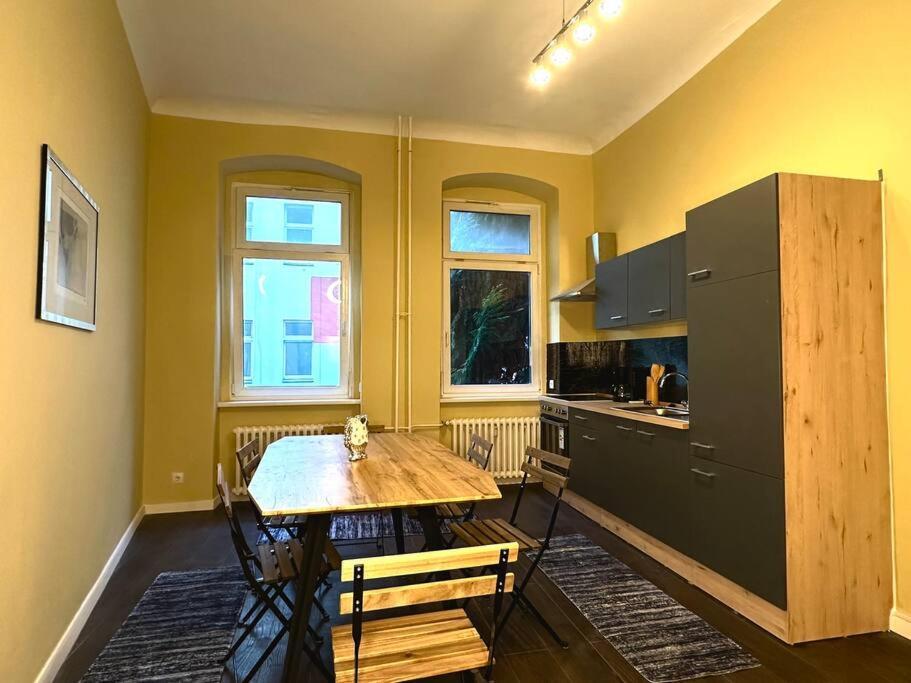 Schoenes Grosses Apartment Im Zentrum Berlins エクステリア 写真