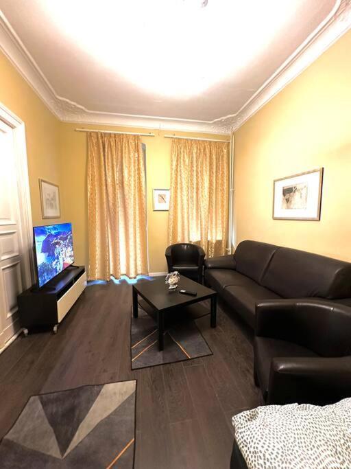 Schoenes Grosses Apartment Im Zentrum Berlins エクステリア 写真